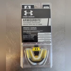 Under Armour Yellow Armourbite Mouthguard